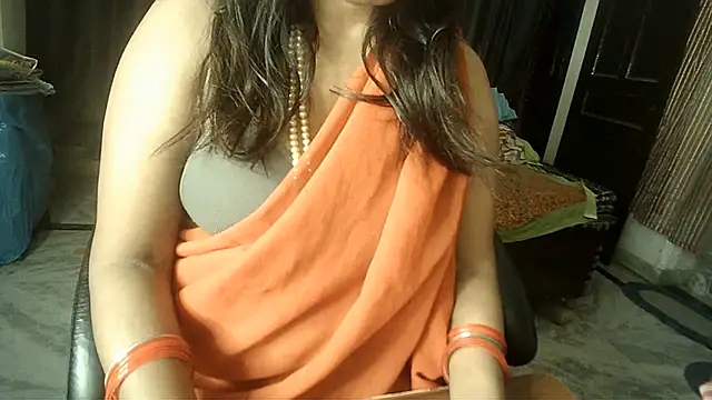 Snapshot of Anaconda-Mall chatting on 06-16-26, 05:57 Anaconda-Mall online show from 06-16-26, 05:57