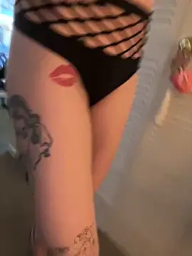 Snapshot of AutumnTides chatting on 03-15-26, 02:46 AutumnTides online show from 03-15-26, 02:46