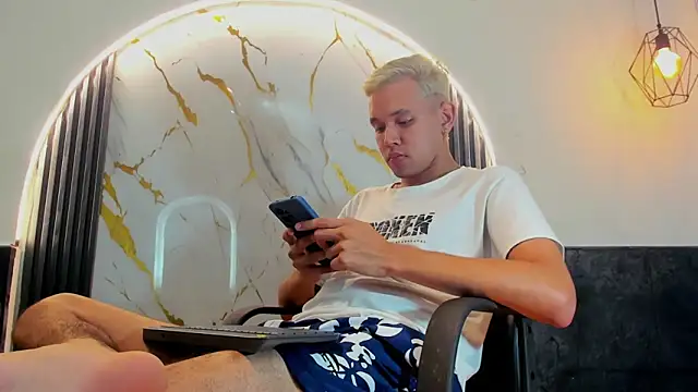 jeremytonner online show from 04-29-26, 05:17