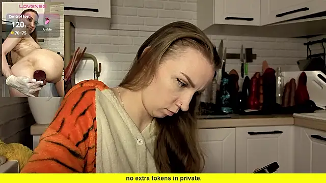 Edena  online show from 03-14-26, 04:13