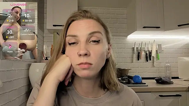 Snapshot of Edena_ chatting on 07-11-26, 07:03 Edena online show from 07-11-26, 07:03