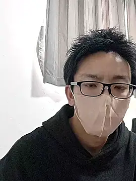 Snapshot of mitsuki0915 chatting on 01-19-26, 06:17 mitsuki0915 online show from 01-19-26, 06:17