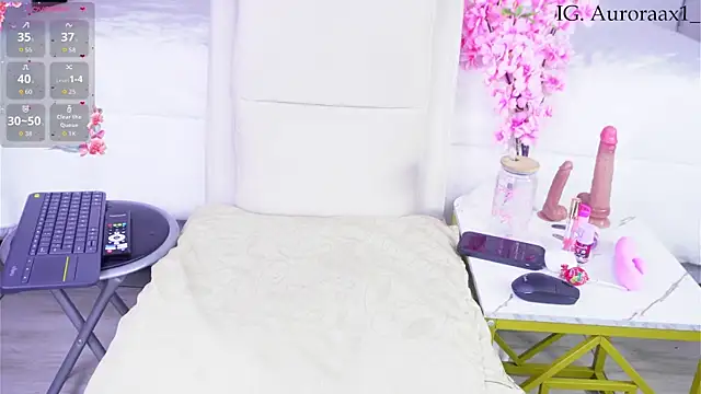 Auroraa x1 online show from 02-05-26, 03:02