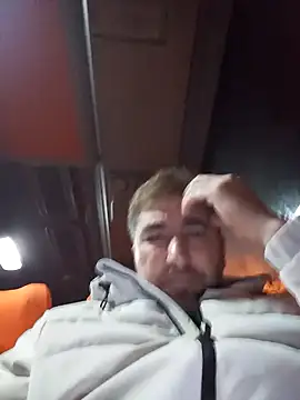 mert0359 online show from 11-30-25, 09:26