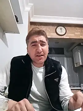 Snapshot of mert0359 chatting on 10-16-25, 12:30 mert0359 online show from 10-16-25, 12:30