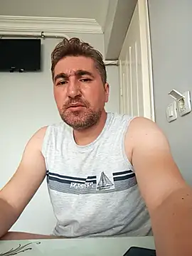 Snapshot of mert0359 chatting on 10-21-25, 01:54 mert0359 online show from 10-21-25, 01:54