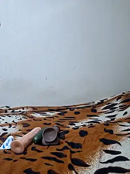 RavenShyfit online show from 04-11-26, 06:55