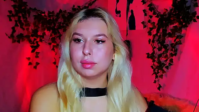 ChloeRicc online show from 11-24-25, 10:59