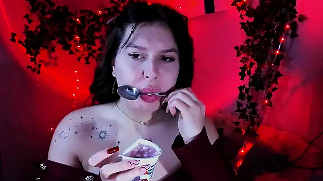 ChloeRicc online show from 02-15-26, 06:07