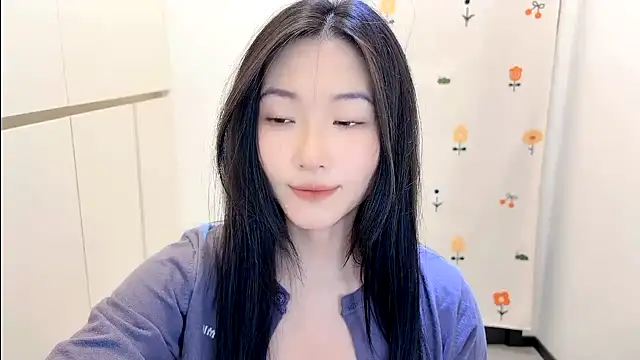 Rosalind xixi online show from 11-20-25, 09:21