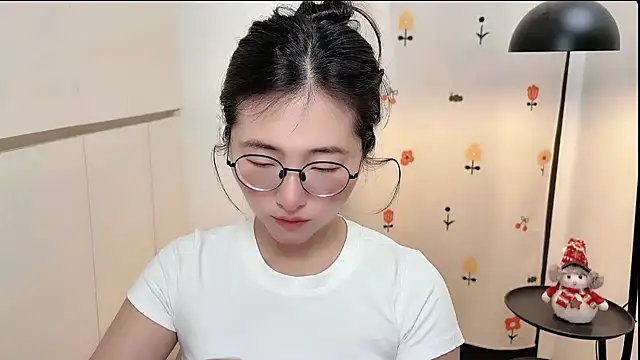 Rosalind xixi online show from 04-12-26, 01:03