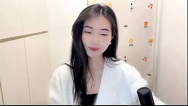 Rosalind xixi online show from 10-25-25, 03:01