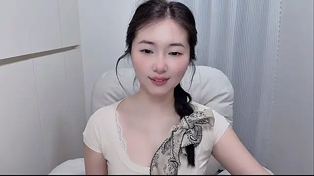 Rosalind xixi online show from 06-19-26, 03:34