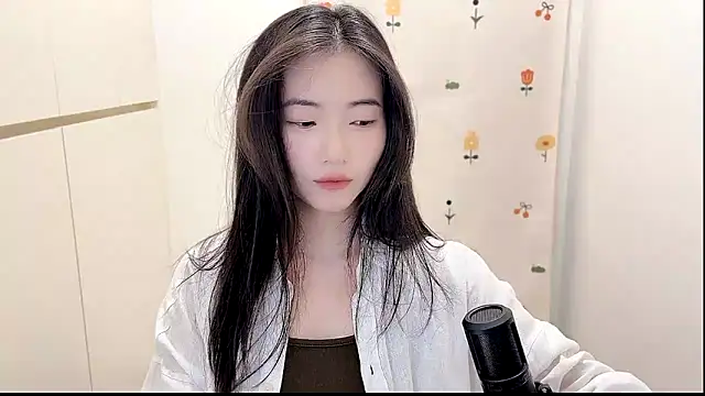 Rosalind xixi online show from 10-16-25, 08:33