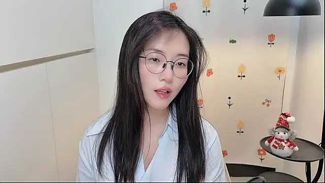 Rosalind xixi online show from 05-05-26, 02:42