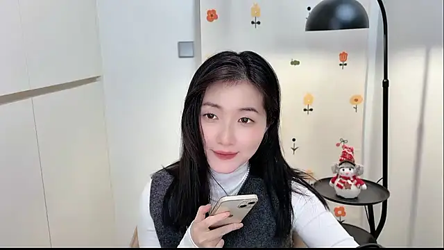 Rosalind xixi online show from 12-14-25, 02:22