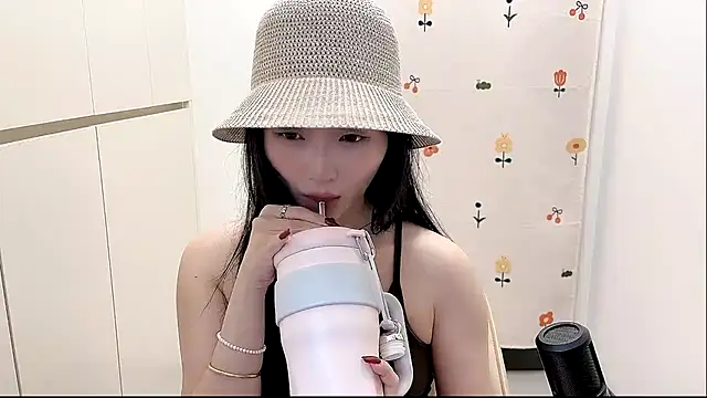 Rosalind xixi online show from 10-12-25, 01:12