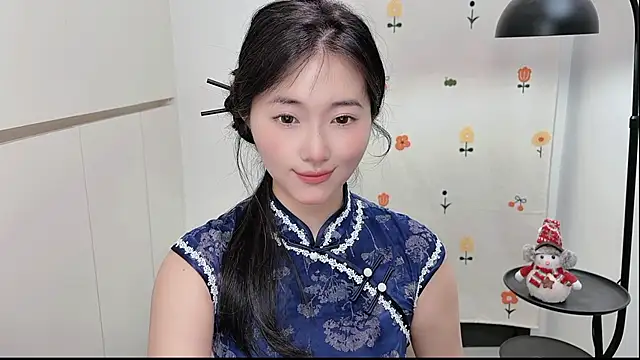 Rosalind xixi online show from 05-25-26, 02:55