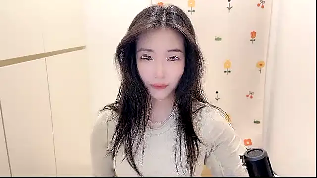 Rosalind xixi online show from 10-23-25, 02:43