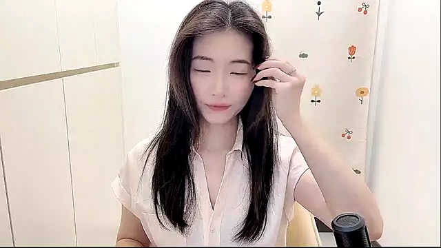 Rosalind xixi online show from 10-09-25, 01:28