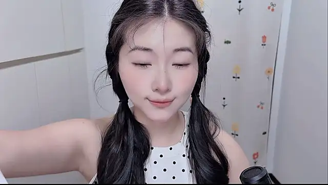 Rosalind xixi online show from 06-07-26, 03:23