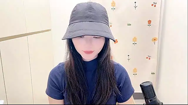 Rosalind xixi online show from 10-07-25, 01:39