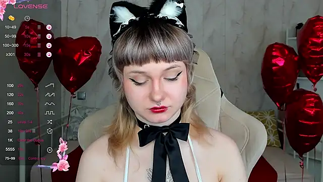 Tori Cutie online show from 02-21-26, 12:01