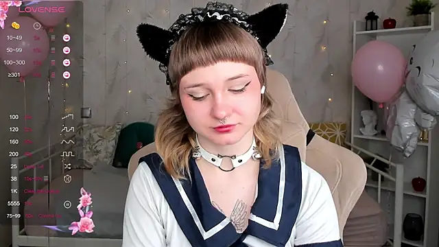 Tori Cutie online show from 04-09-26, 12:12