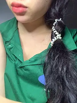 Nguyenha11 online show from 09-24-25, 12:33