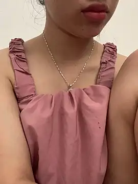 Nguyenha11 online show from 03-19-26, 06:02