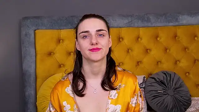 Jessica White  online show from 01-08-26, 05:24