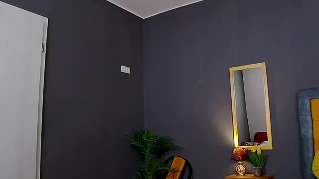 Jessica White  online show from 05-04-26, 03:54