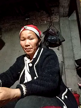 TinTin321 online show from 12-18-25, 10:52