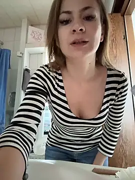 Snapshot of IsabellaEtha chatting on 09-24-25, 07:48 IsabellaEtha online show from 09-24-25, 07:48