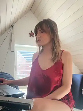 Snapshot of IsabellaEtha chatting on 02-07-26, 12:24 IsabellaEtha online show from 02-07-26, 12:24