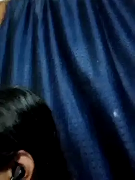 Snapshot of indumathi123 chatting on 03-12-26, 08:02 indumathi123 online show from 03-12-26, 08:02