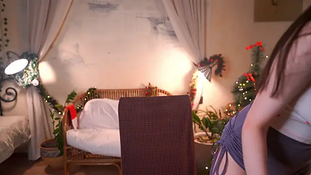 Snapshot of EvaDowe chatting on 01-17-26, 03:43 EvaDowe online show from 01-17-26, 03:43