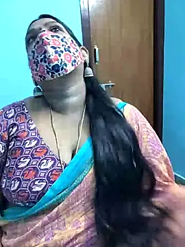Snapshot of sutari84 chatting on 09-17-25, 04:47 sutari84 online show from 09-17-25, 04:47