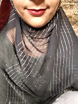 Indian-Aleena online show from 09-27-25, 04:24