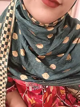Snapshot of Indian-Aleena chatting on 05-21-26, 06:33 Indian-Aleena online show from 05-21-26, 06:33