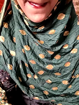 Indian-Aleena online show from 09-11-25, 04:23