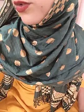 Snapshot of Indian-Aleena chatting on 05-23-26, 07:07 Indian-Aleena online show from 05-23-26, 07:07
