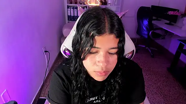 Ivy nt online show from 10-09-25, 06:08