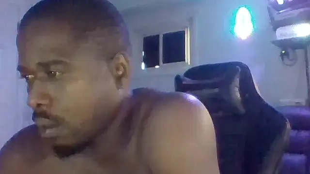 Snapshot of Dico420 chatting on 09-29-25, 06:13 Dico420 online show from 09-29-25, 06:13