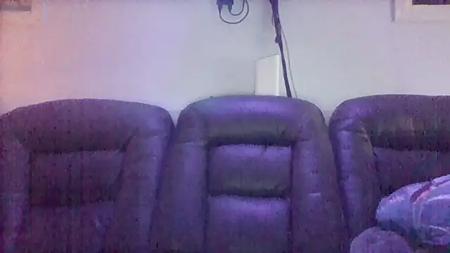 Snapshot of Dico420 chatting on 10-16-25, 03:20 Dico420 online show from 10-16-25, 03:20