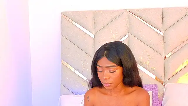 AlanaDoll online show from 12-15-25, 05:41