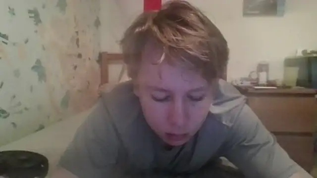 Snapshot of TomasCramp chatting on 04-19-26, 11:33 TomasCramp online show from 04-19-26, 11:33