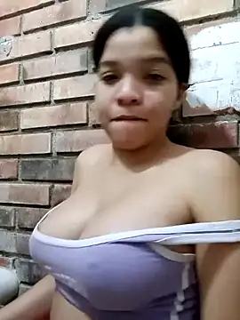 VictoriDior online show from 09-16-25, 05:19