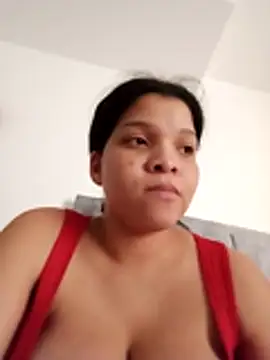 VictoriDior online show from 03-23-26, 08:41