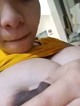 VictoriDior online show from 11-04-25, 08:12